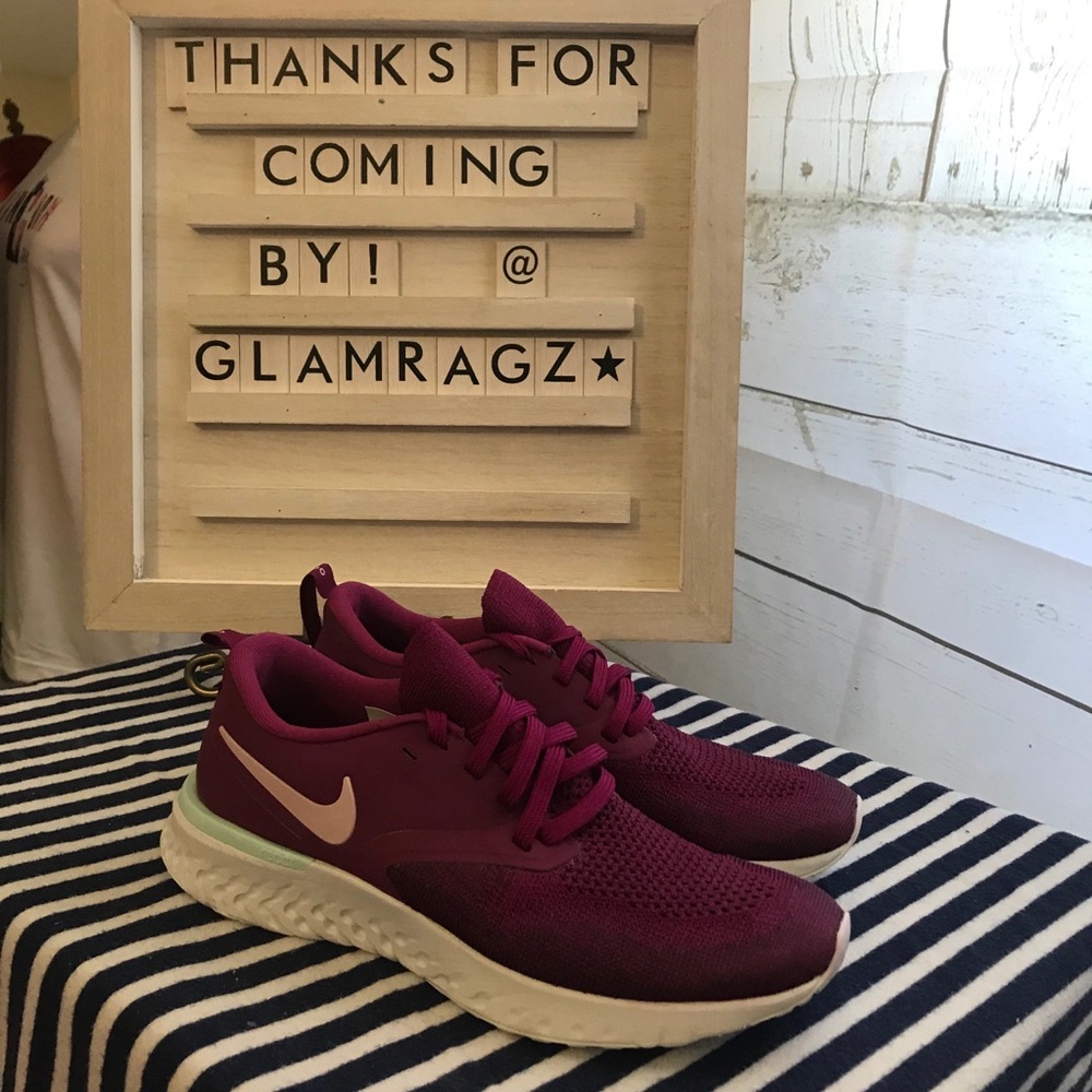 Nike Odyssey React Flyknit 2